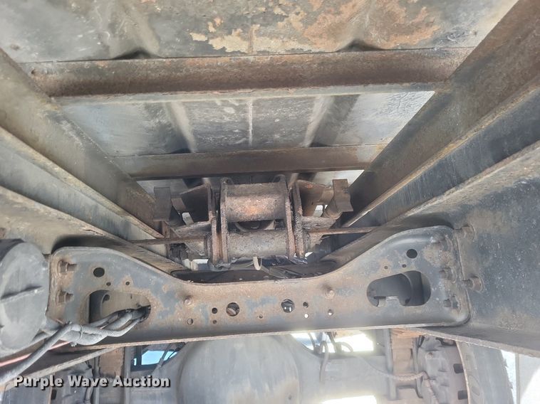 image for item DO4851 2005 International 4300 forestry bucket truck