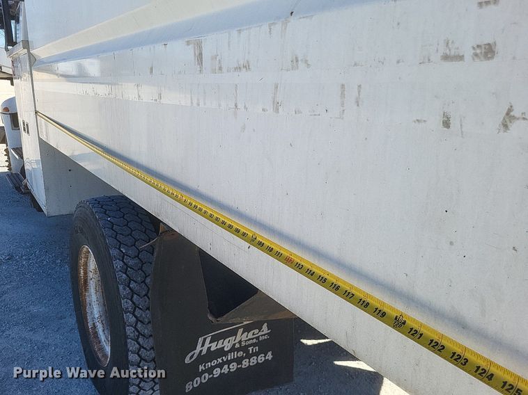 image for item DO4851 2005 International 4300 forestry bucket truck