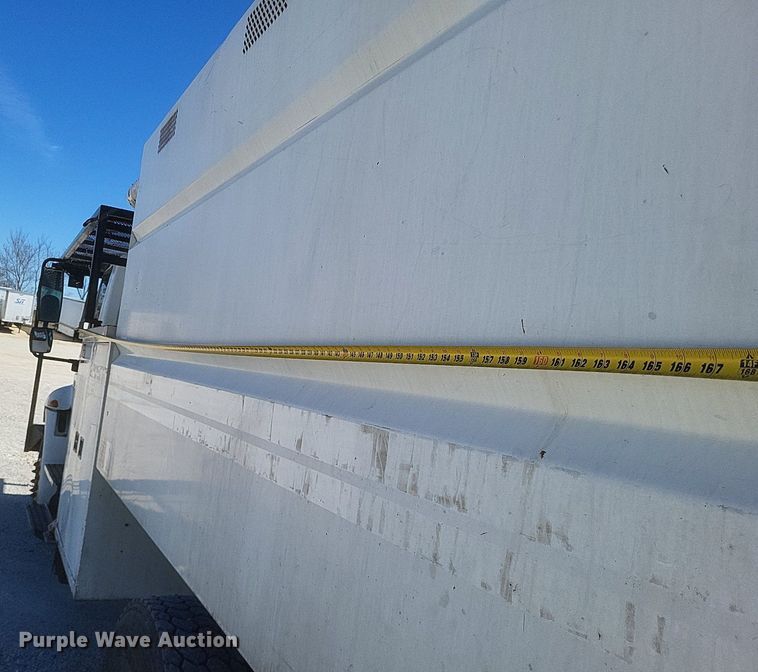 image for item DO4851 2005 International 4300 forestry bucket truck