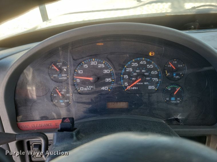 image for item DO4851 2005 International 4300 forestry bucket truck