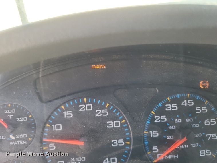 image for item DO4851 2005 International 4300 forestry bucket truck