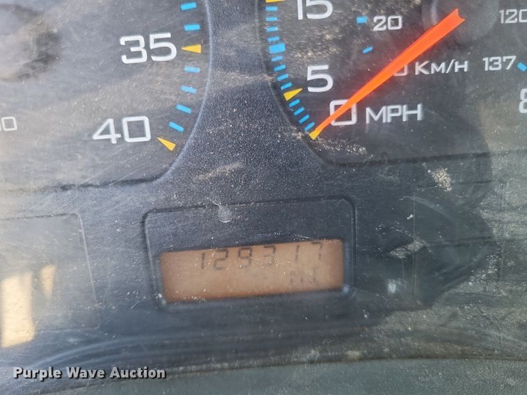 image for item DO4851 2005 International 4300 forestry bucket truck