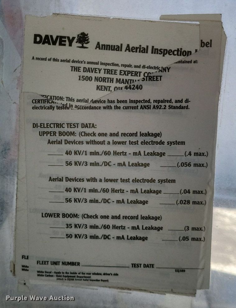 image for item DO4851 2005 International 4300 forestry bucket truck