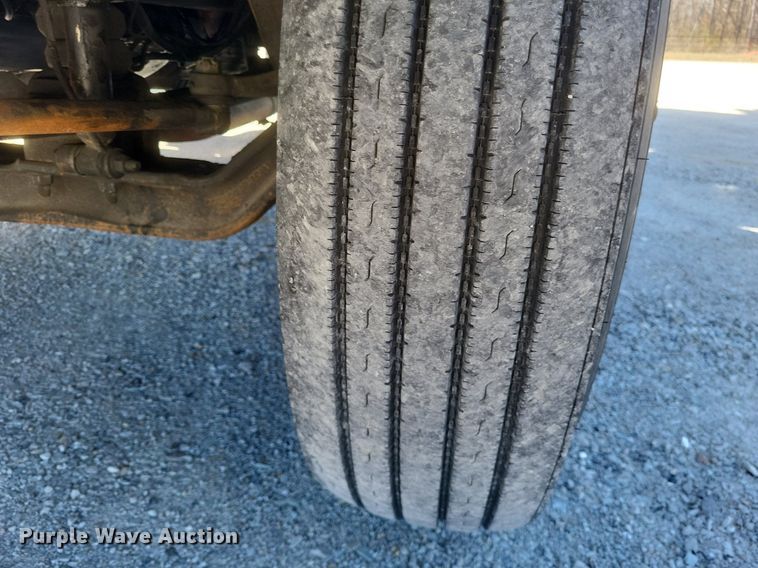 image for item DO4851 2005 International 4300 forestry bucket truck