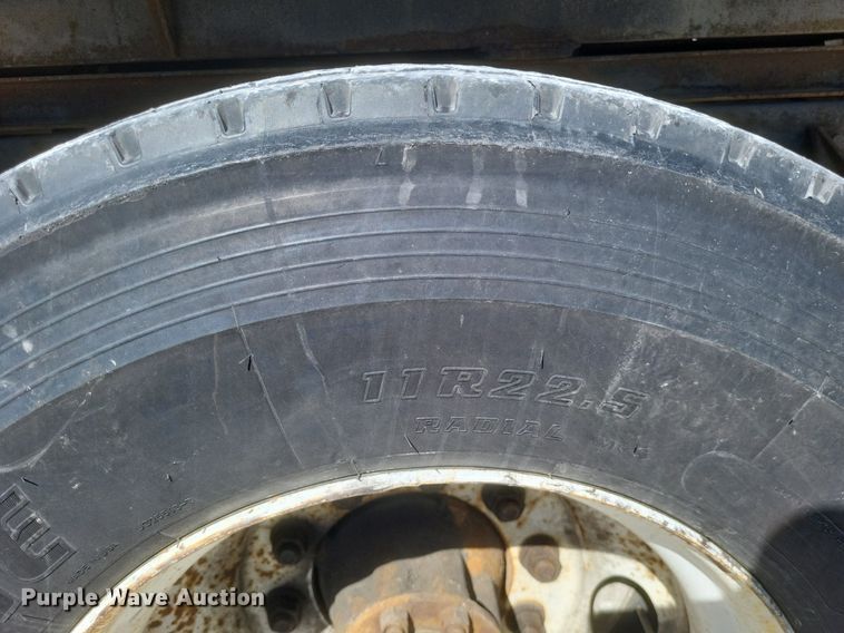 image for item DO4851 2005 International 4300 forestry bucket truck