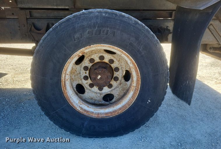 image for item DO4851 2005 International 4300 forestry bucket truck