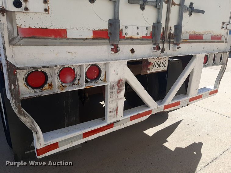 image for item DP2669 2005 Wabash dry van trailer