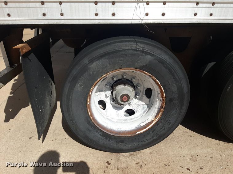 image for item DP2669 2005 Wabash dry van trailer