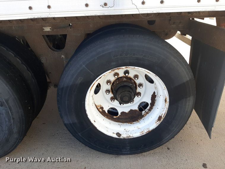 image for item DP2669 2005 Wabash dry van trailer