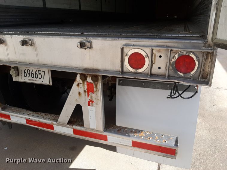 image for item DP2671 2006 Wabash dry van trailer