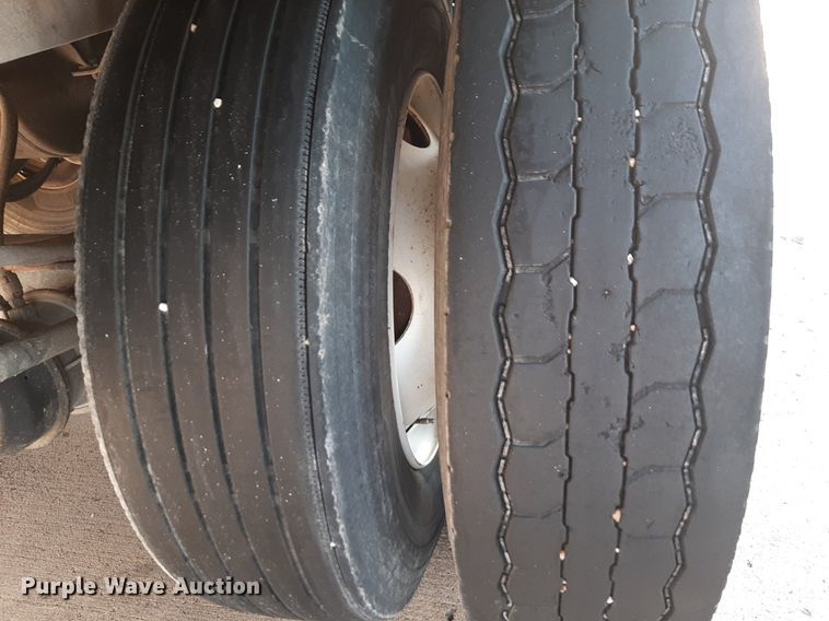 image for item DP2671 2006 Wabash dry van trailer