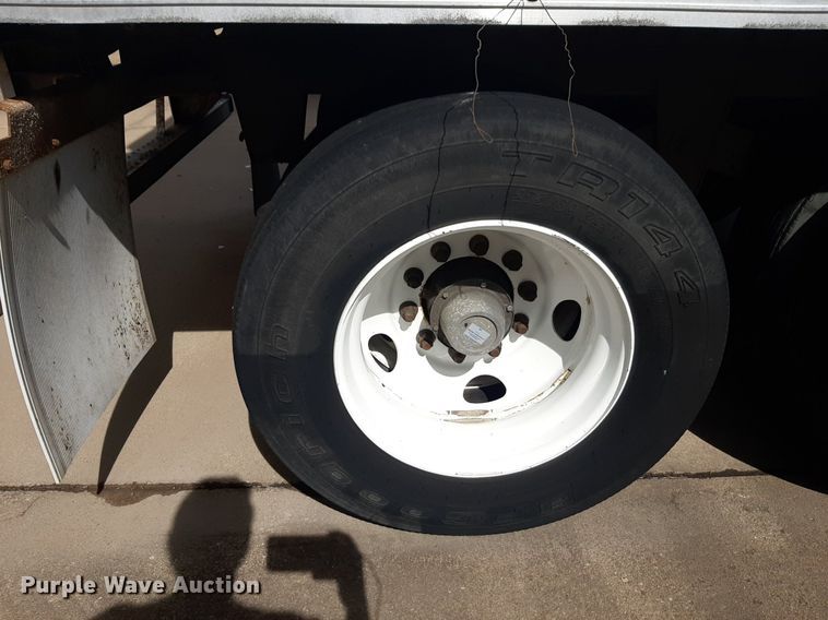 image for item DP2671 2006 Wabash dry van trailer