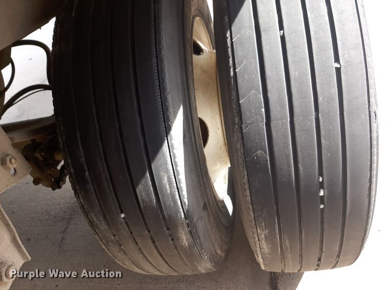 image for item DP2671 2006 Wabash dry van trailer