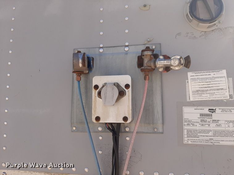 image for item DP2677 2007 Wabash dry van trailer