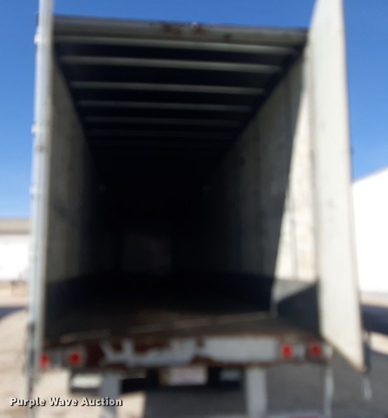 image for item DP2677 2007 Wabash dry van trailer