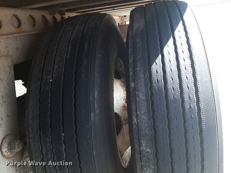 image for item DP2677 2007 Wabash dry van trailer