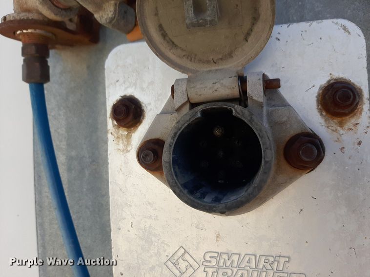 image for item DP2678 2005 Wabash dry van trailer