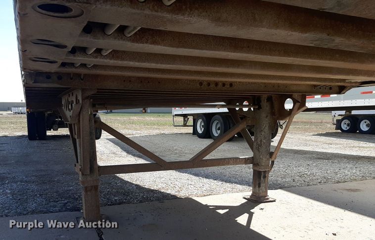 image for item DP2678 2005 Wabash dry van trailer