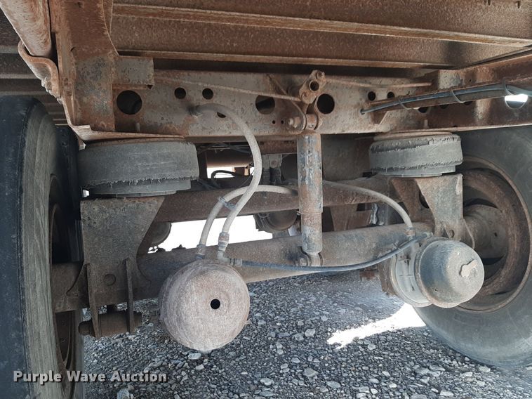 image for item DP2678 2005 Wabash dry van trailer