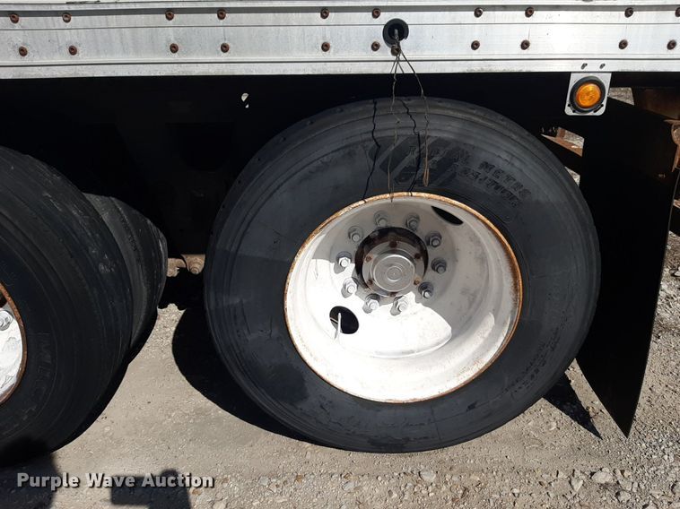image for item DP2678 2005 Wabash dry van trailer