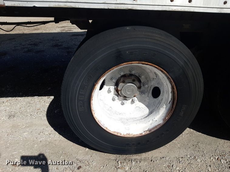 image for item DP2678 2005 Wabash dry van trailer