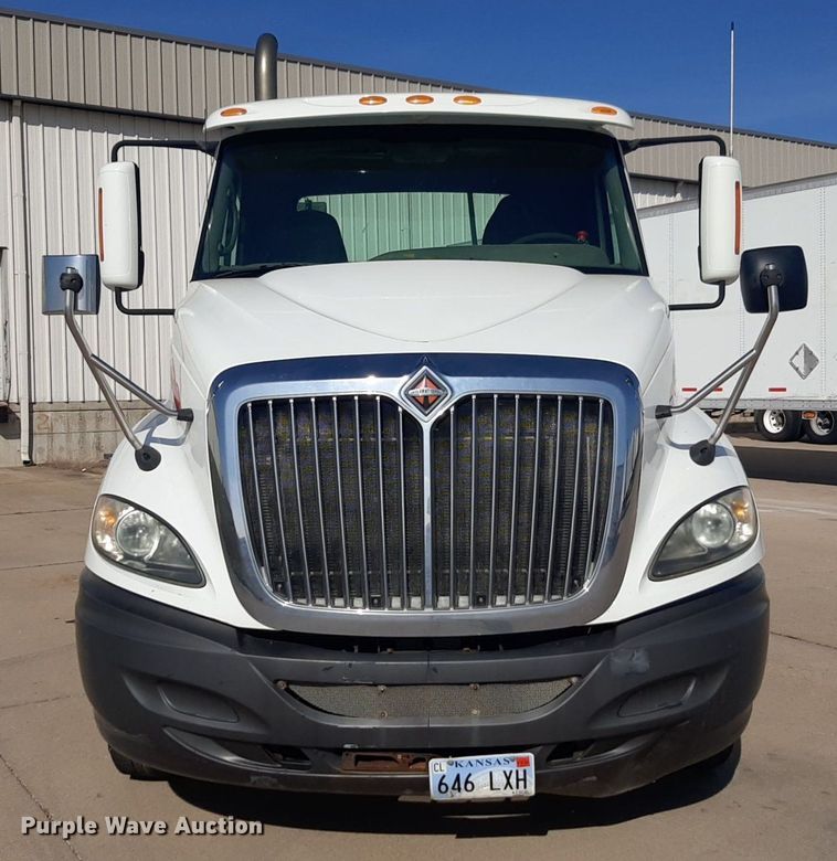 image for item DP2679 2011 International Pro Star Premium semi truck