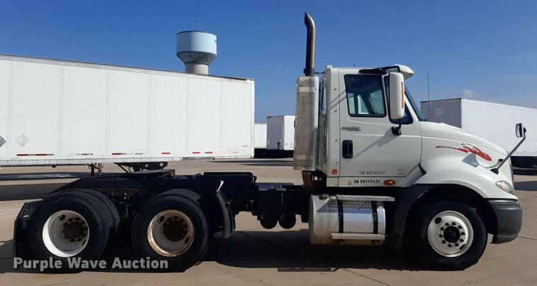 image for item DP2679 2011 International Pro Star Premium semi truck
