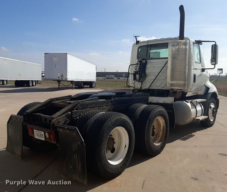 image for item DP2679 2011 International Pro Star Premium semi truck