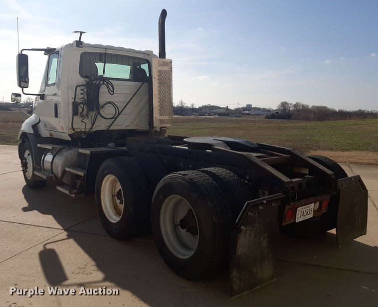 image for item DP2679 2011 International Pro Star Premium semi truck