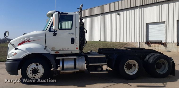 image for item DP2679 2011 International Pro Star Premium semi truck