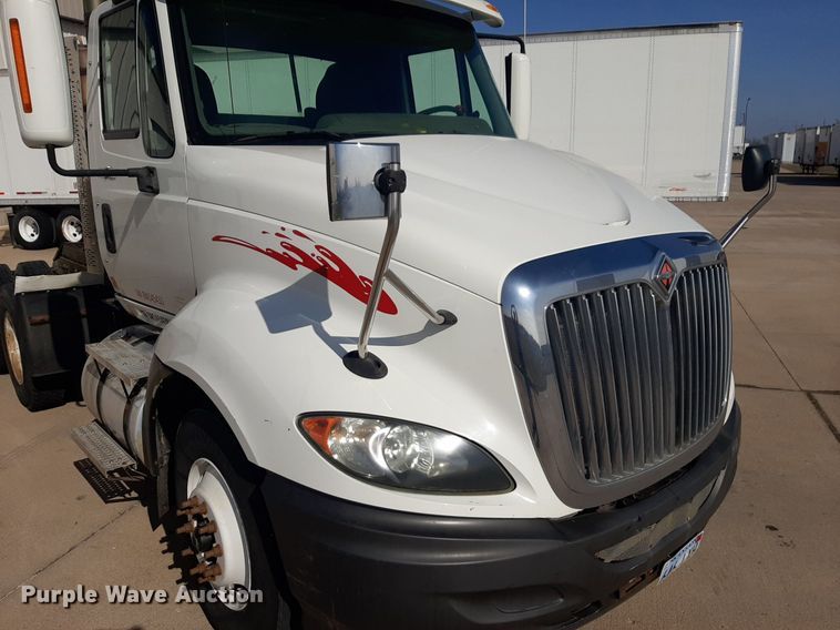 image for item DP2679 2011 International Pro Star Premium semi truck