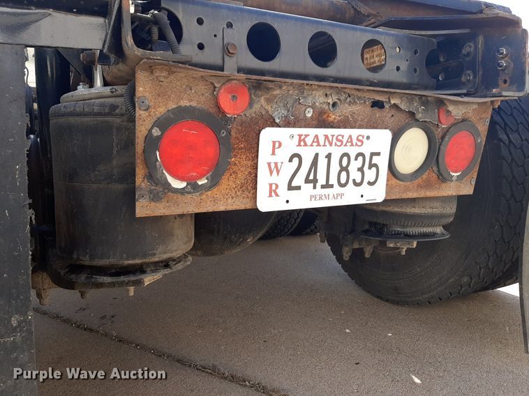 image for item DP2679 2011 International Pro Star Premium semi truck