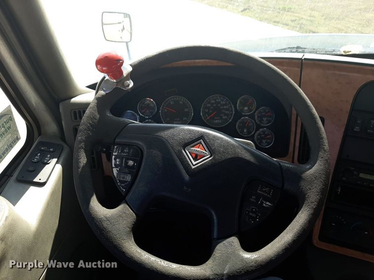 image for item DP2679 2011 International Pro Star Premium semi truck