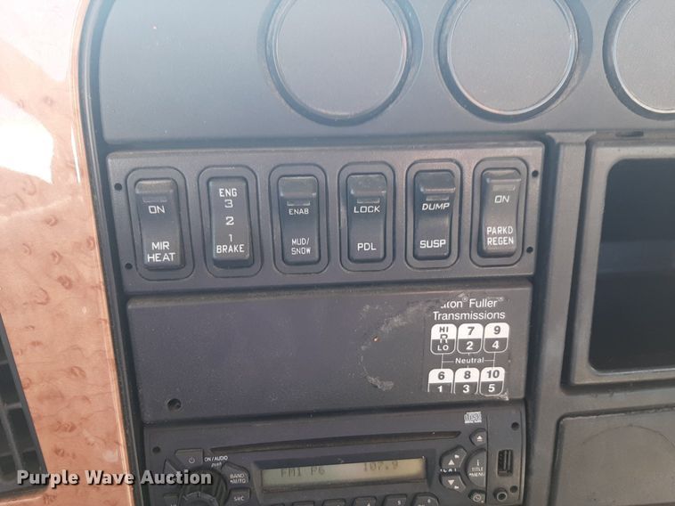 image for item DP2679 2011 International Pro Star Premium semi truck