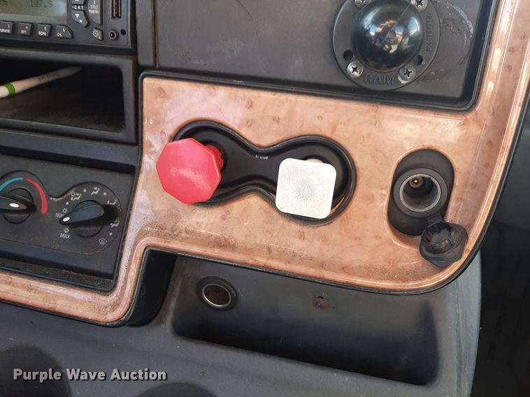 image for item DP2679 2011 International Pro Star Premium semi truck