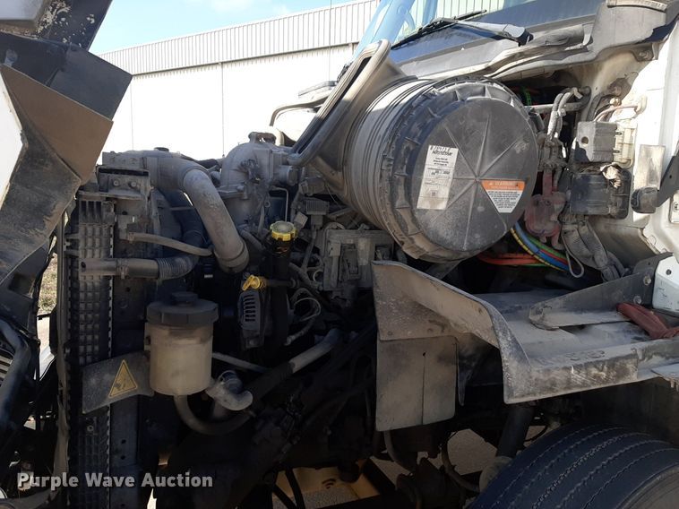 image for item DP2679 2011 International Pro Star Premium semi truck