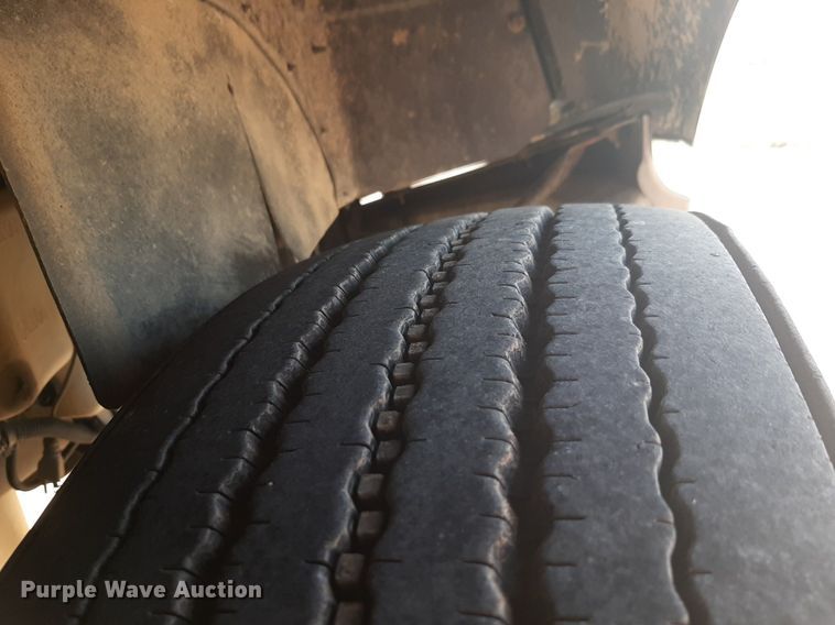 image for item DP2679 2011 International Pro Star Premium semi truck