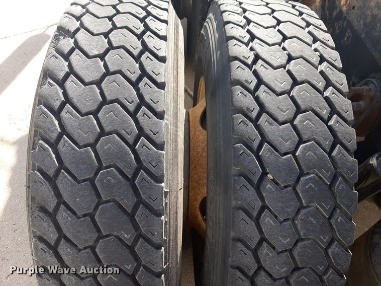 image for item DP2679 2011 International Pro Star Premium semi truck