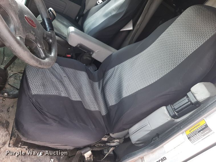 image for item DP2716 2013 Peterbilt 386 semi truck