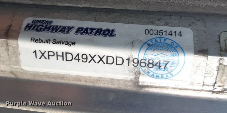 image for item DP2716 2013 Peterbilt 386 semi truck