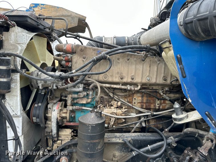 image for item DQ6359 1985 Kenworth  W900 semi truck