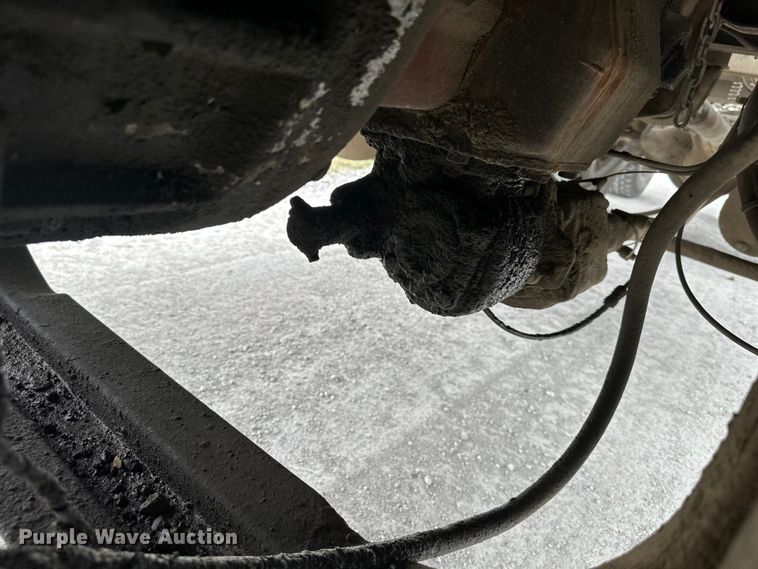 image for item DQ6359 1985 Kenworth  W900 semi truck