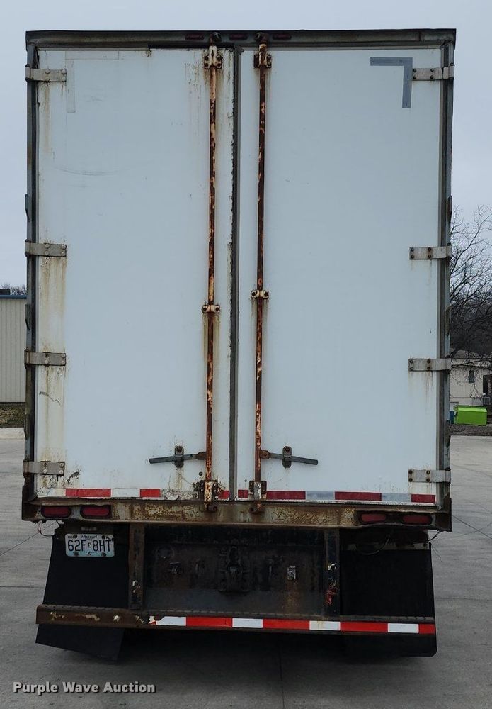 image for item DR7878 2000 Fruehauf dry van trailer
