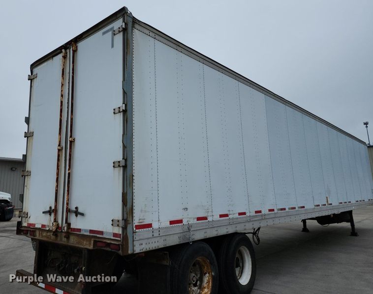 image for item DR7878 2000 Fruehauf dry van trailer