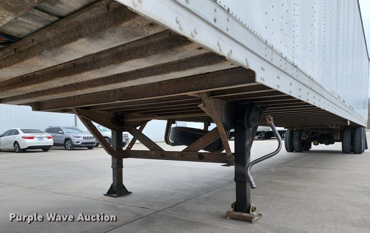 image for item DR7878 2000 Fruehauf dry van trailer