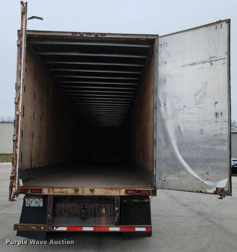 image for item DR7878 2000 Fruehauf dry van trailer