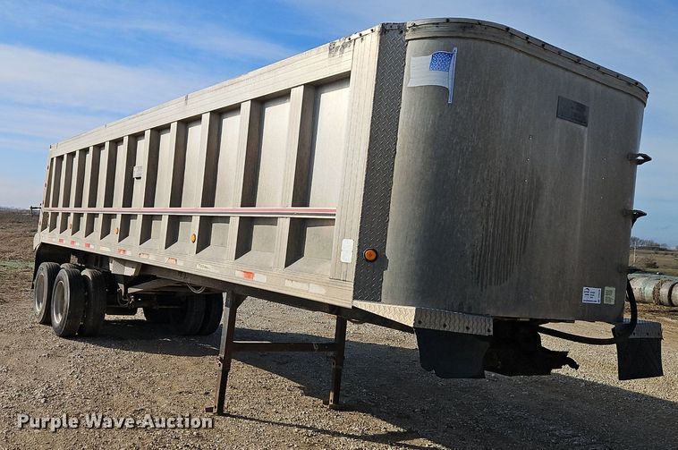 image for item DR8536 1999 Travis T-102 end dump trailer