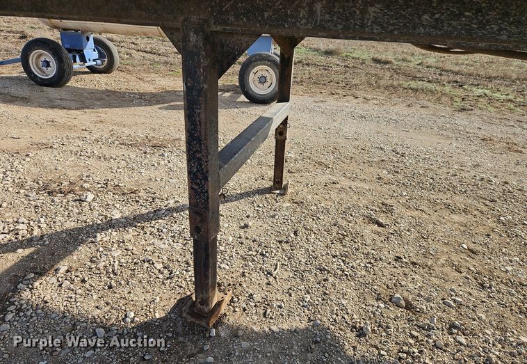 image for item DR8536 1999 Travis T-102 end dump trailer