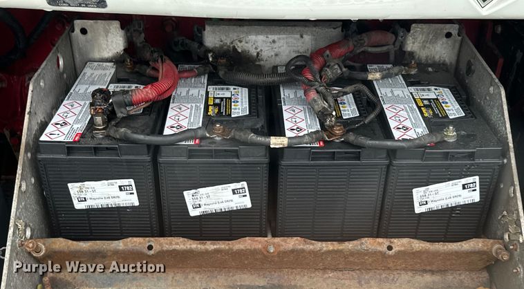 image for item DS2908 2016 International Prostar semi truck