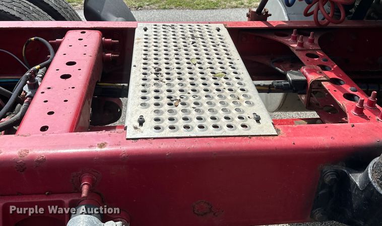 image for item DS2908 2016 International Prostar semi truck